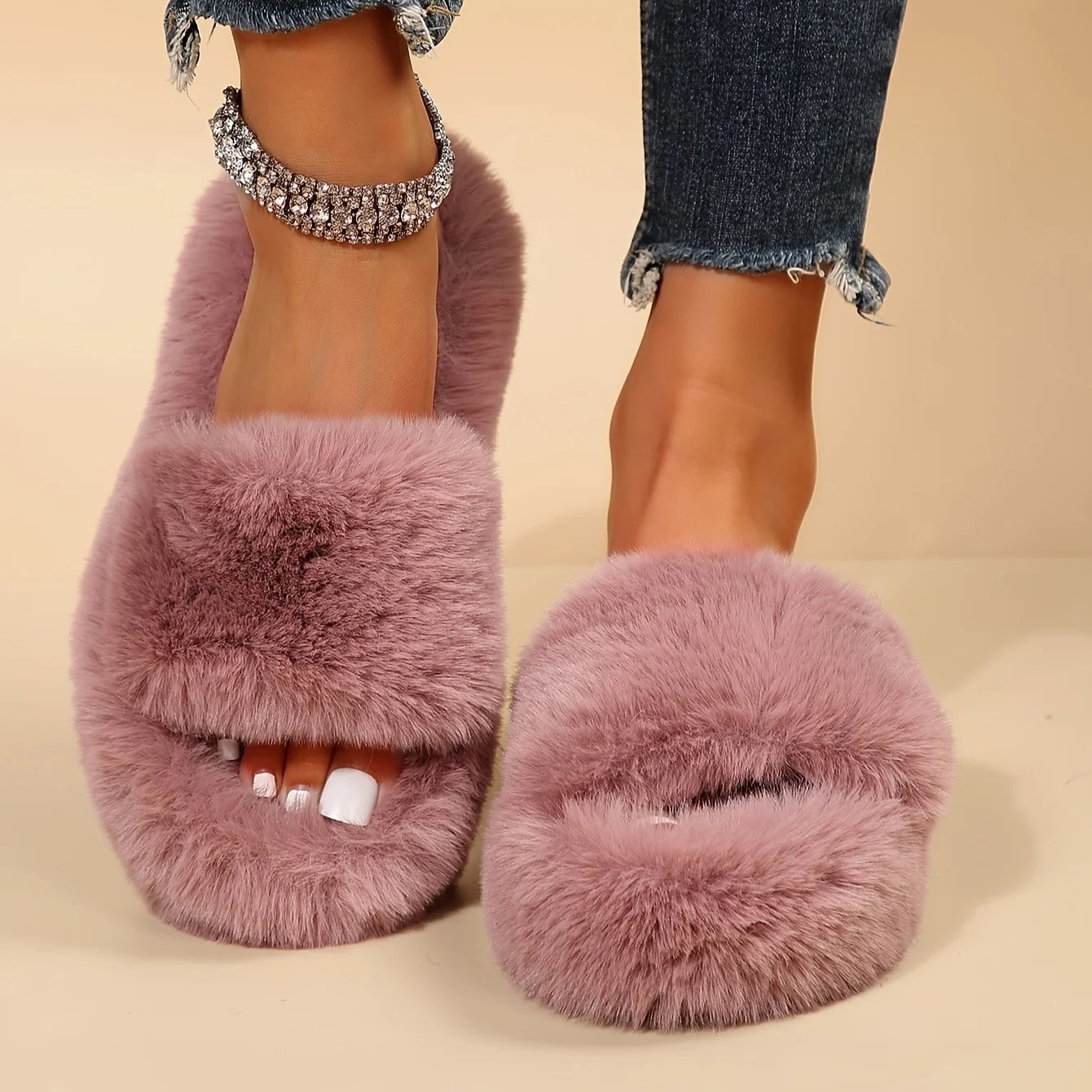 Winter fluffy platform slider solid color open toe comfortable plush shoes indoor and outdoor fuzzy warm slider large-sized sandals 241031