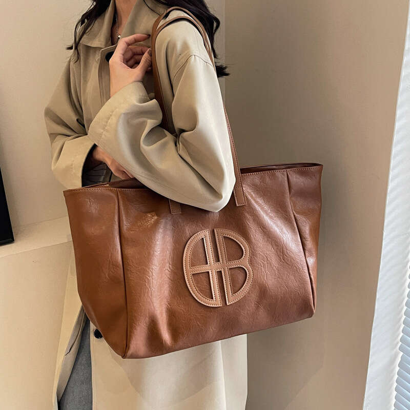 2025 pretty 2025 New Arrival: Women's Soft Leather Texture Shoulder Bag - beautiful Zipper Tote with Ample Capacity for Daily Commuting Arrival: 