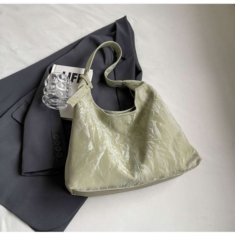 korean version of the new tote large capacity womens bag fashion commuting shoulder daily texture soft leather bag