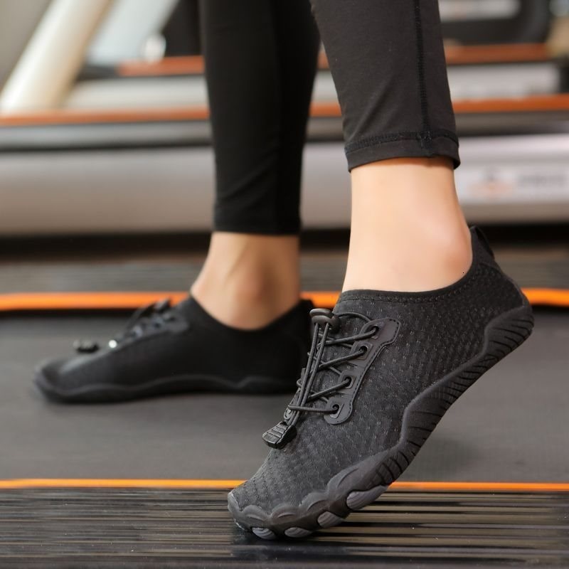 Designer shoes Hard pull yoga, men's women's river tracing deep squat indoor fitness shoes, anti slip soft soles, running, jumping, and rope