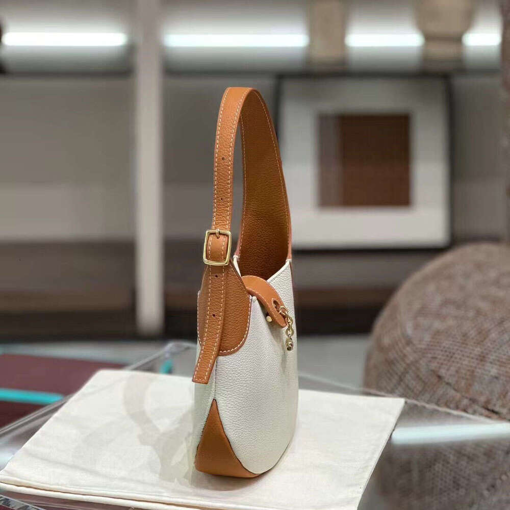 womens genuine leather handbag 2024 autumn winter new cowhide saddle bag large capacity contrast color design shoulder bag