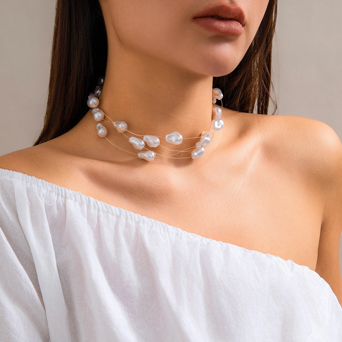 Hot Selling Accessories in Europe and America Simple and Niche Retro Bead Collarbone Chain Baroque Imitation Pearl Necklace for Women
