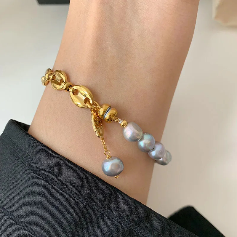 Grey pearl coffee bean chain bracelet womens magnetic buckle bracelet the smallest elegant summer jewelry 241031