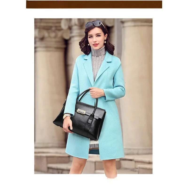 2024 New Women's Simple Fashion Business Commuting Solid Color Shoulder Bag Large Capacity Versatile Handbag