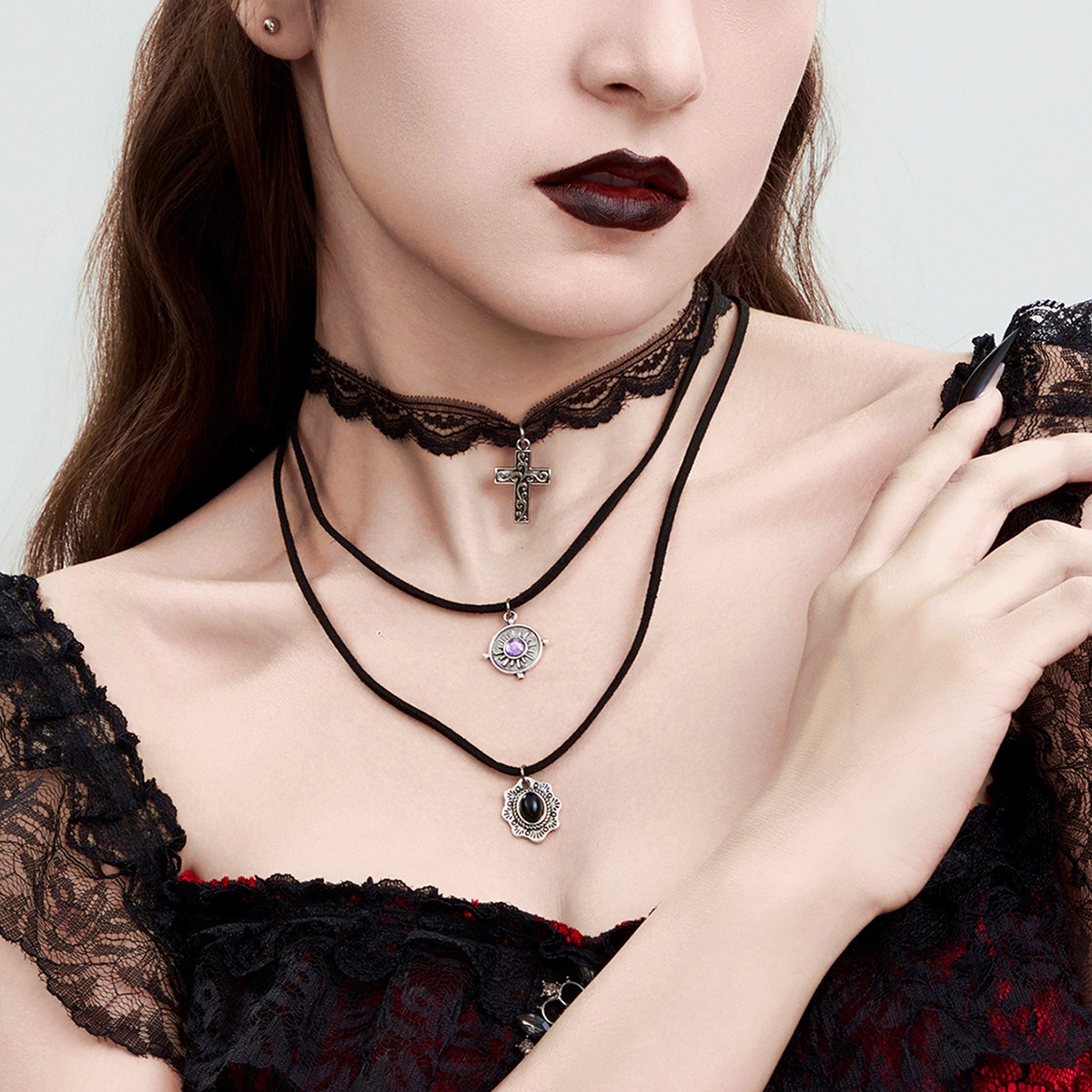Cross border Black Cross Love Pendant Necklace for Women with Sweet and Cool Ins Style Multi layer Lace Neck Chain in Europe and America