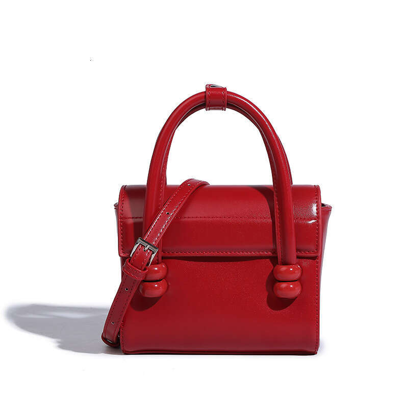 New 2024 Mini-Niche Design Portable High-Grade Casual Simple Shoulder Slung Mobile Phone Bag.