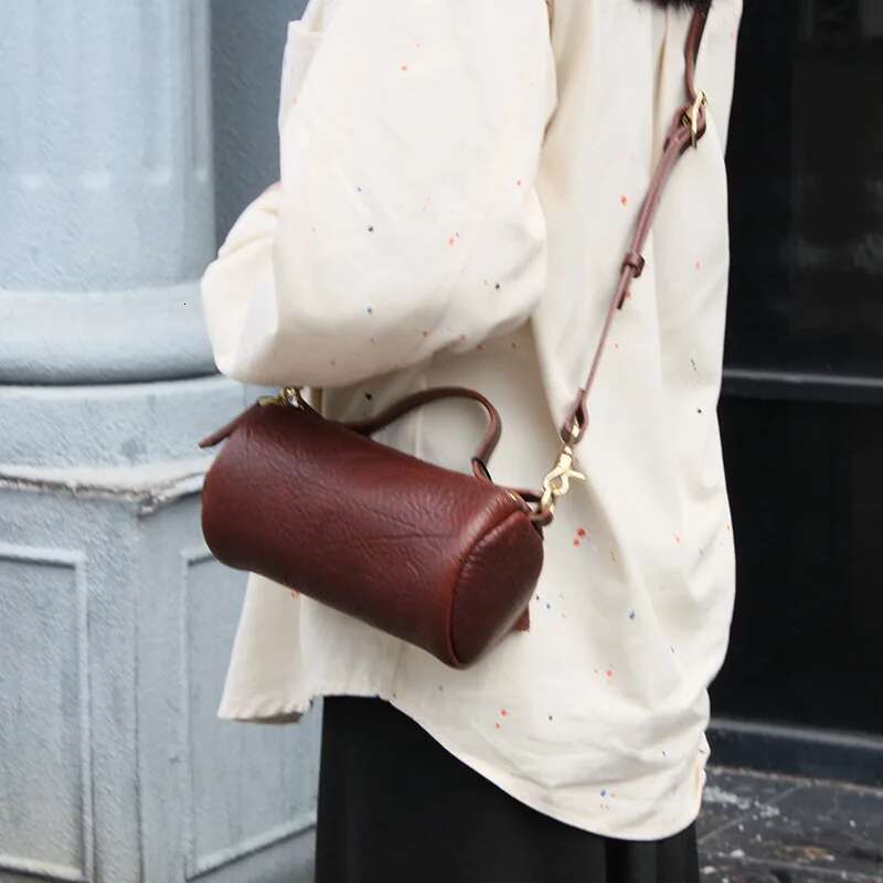 2024 New Genuine Leather High Quality Shoulder Crossbody Cydrical Bag