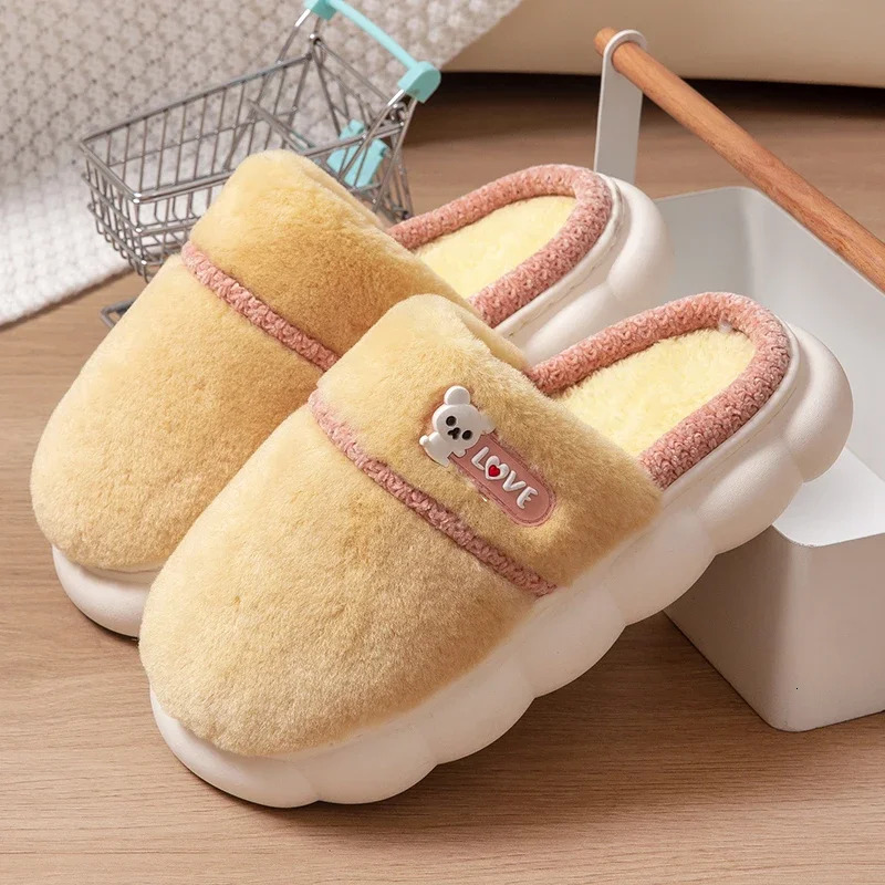Winter home comfortable and warm womens cotton slippers EVA soft soled wool colored cotton shoes 241031