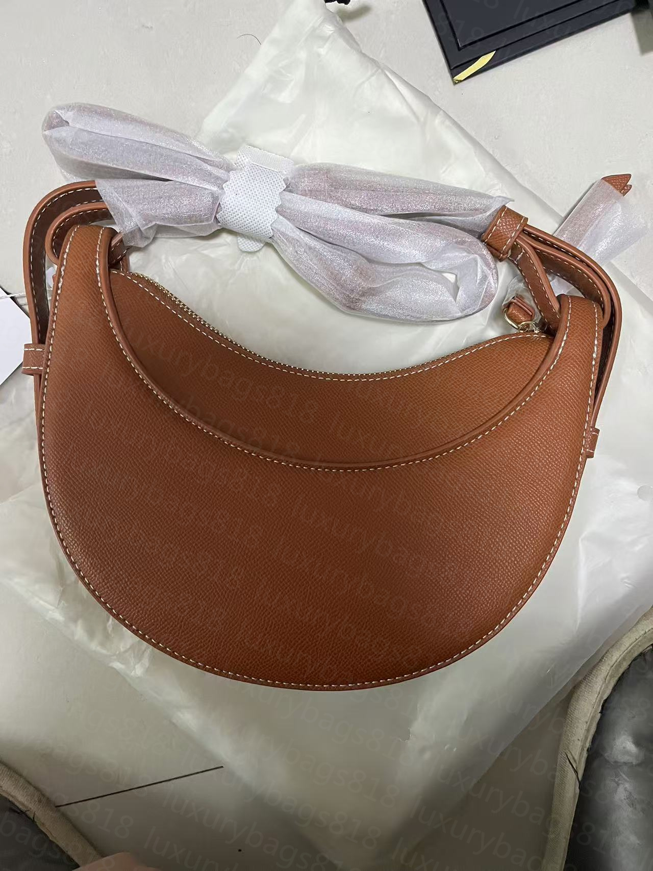 Designer Shoulder Bags Numero Dix Half-Moon Bag Full-Grain Textured/Smooth Calf Leather Characteristic Tote Closure Crossbody Women Hobo Handbags Purs