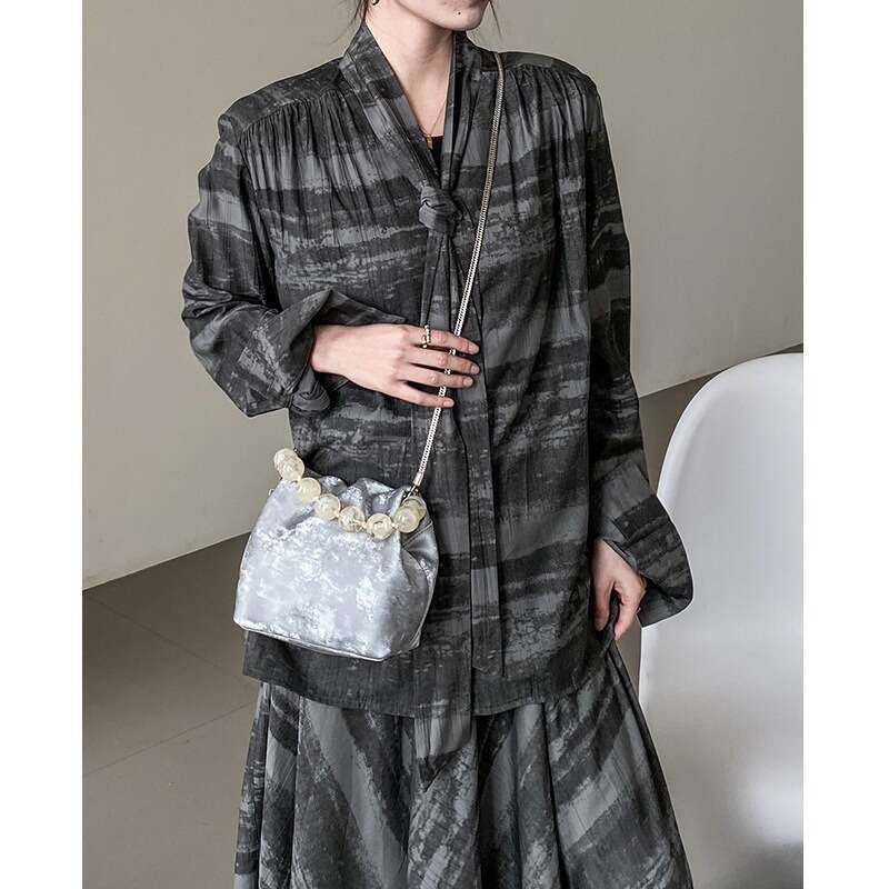 Chinese Beaded Hand-Held Small Female 2024 New Niche National Wind Shell One Shoulder Underarm Bag