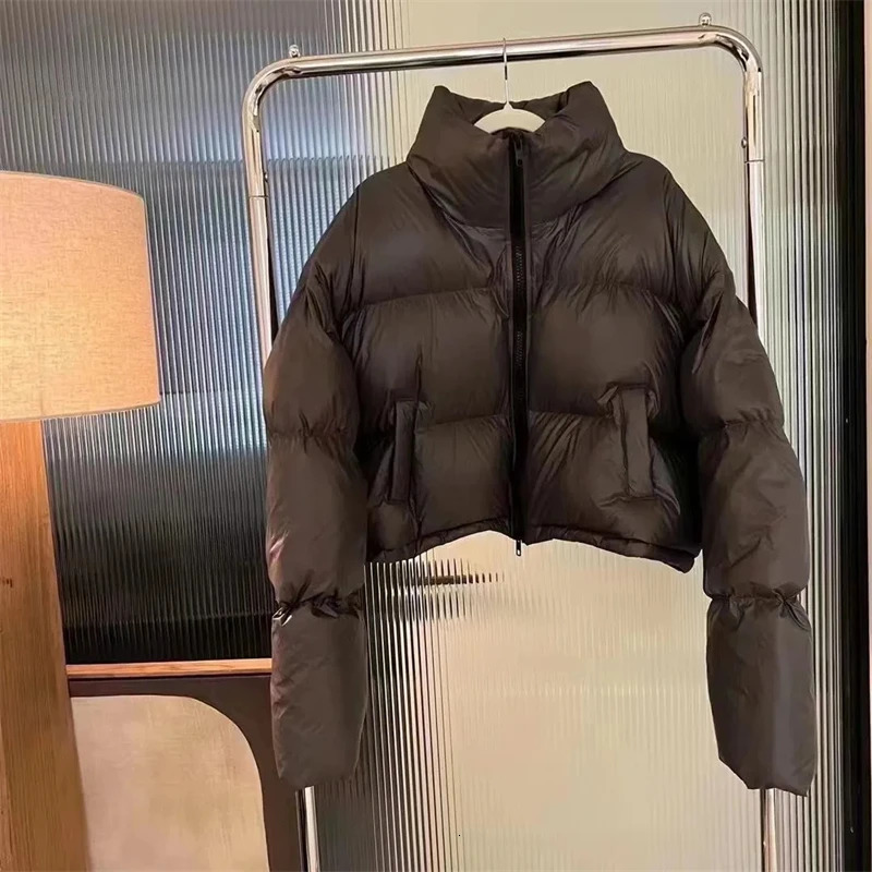 2024 Korean Parkas Puffy Coats Women Bomber Fashion Korean Winter Thick Warm Simple Shorts Coats Streetwear All Match Chic J 241031
