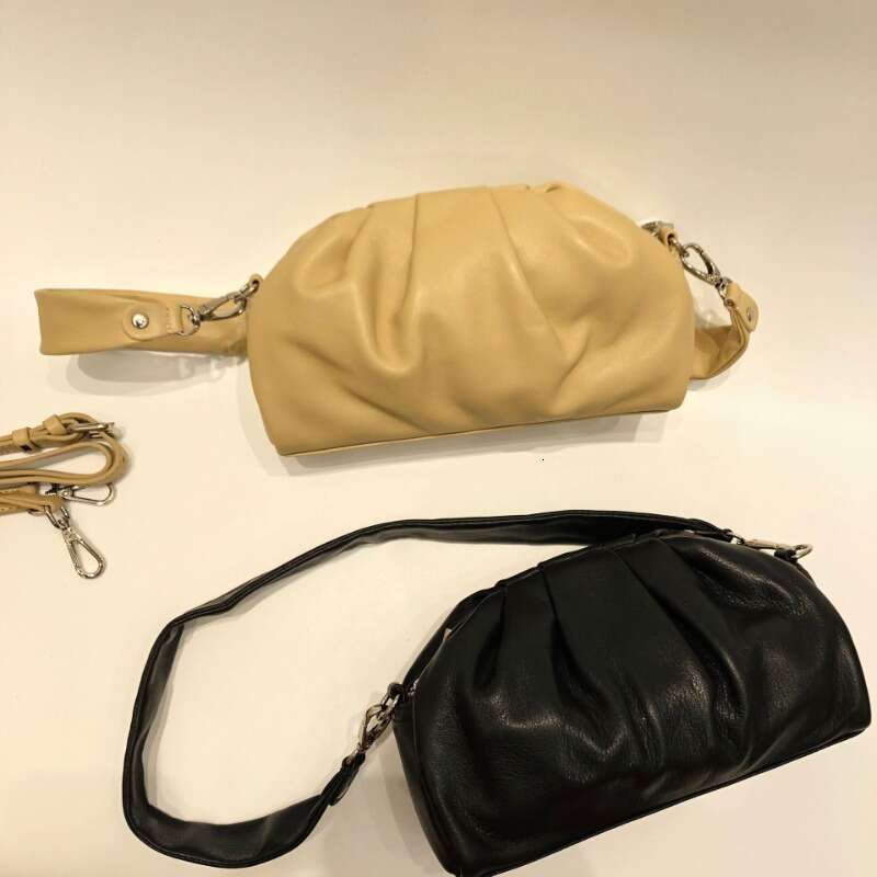 Women's 2024 New Niche Design Pleated Armpit Crossbody Bag