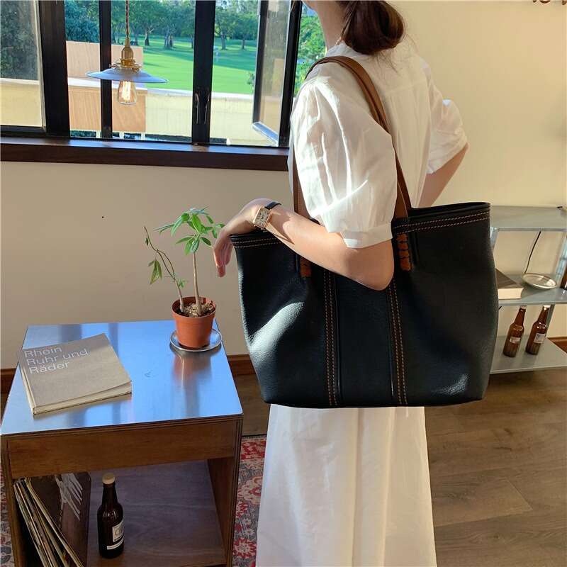 2024 New Fashionable And Minimalist Tote Commuter Large Capacity One Shoulder Underarm Handbag