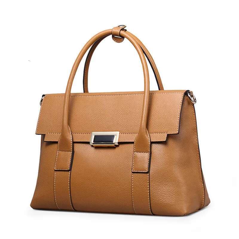 2024 New Women's Simple Fashion Business Commuting Solid Color Shoulder Bag Large Capacity Versatile Handbag