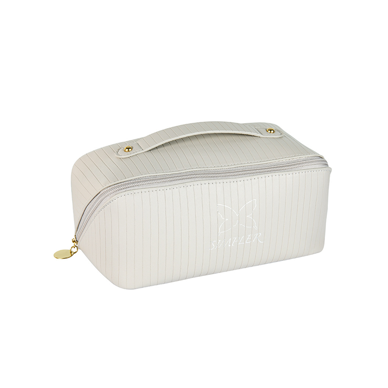Tote bag new vertical stripes storage cosmetic bag large capacity senior sense of cute face value travel portable
