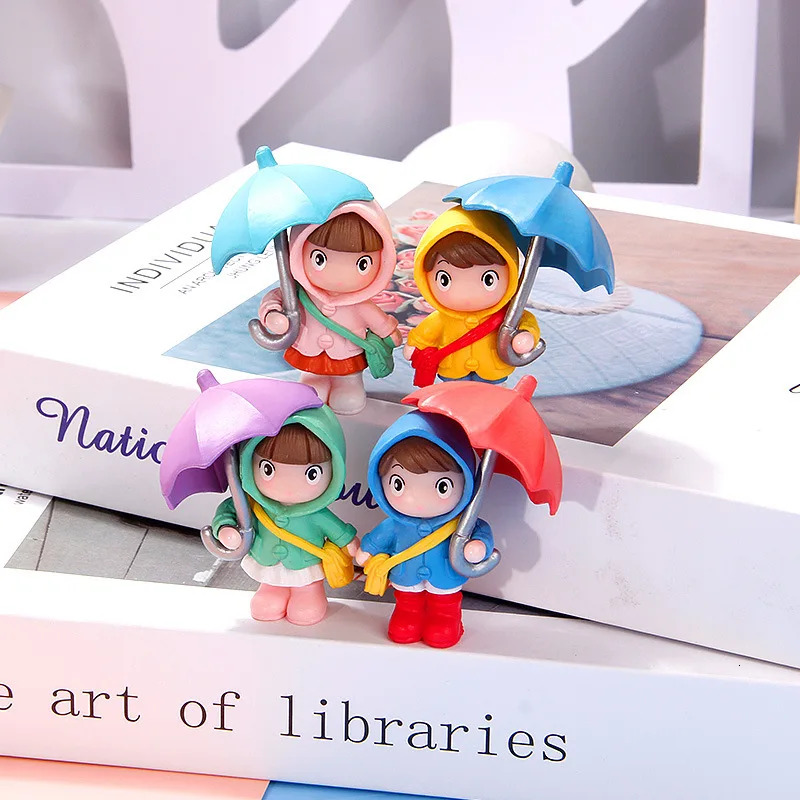 New 1Pcs Cute Umbrella Couple Interior Decoration Action Figures Auto Rearview Mirror Dashboard Ornaments For Car Accessories