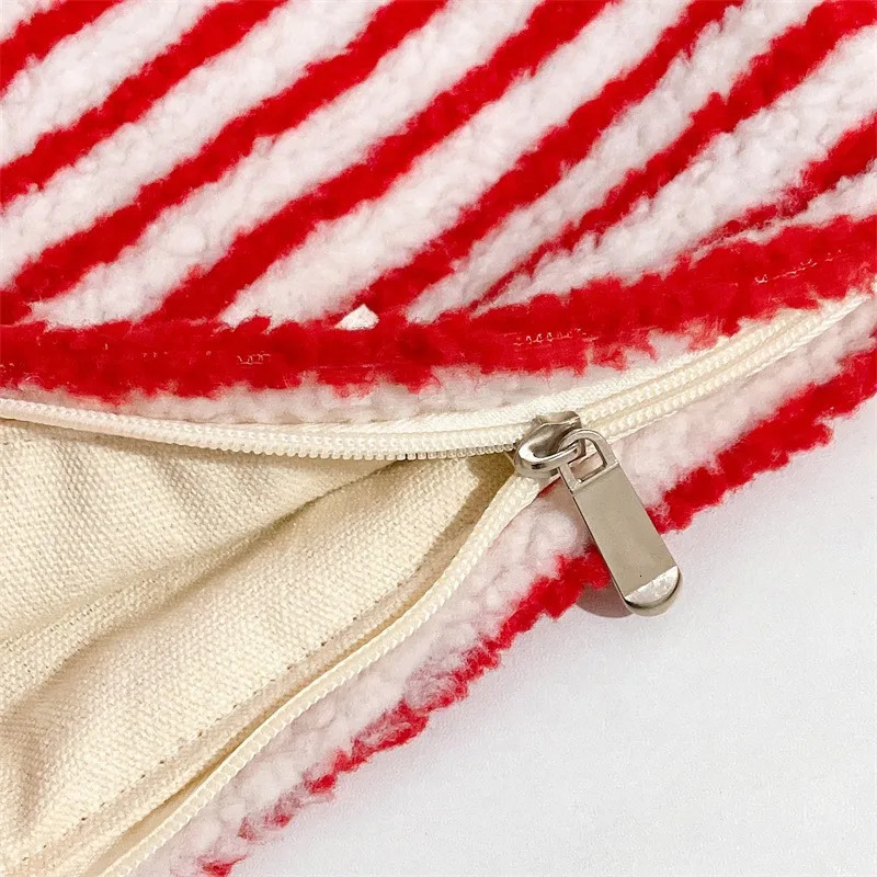 color striped plush clutch makeup bag portable makeup bag travel outdoor makeup organizer 241031
