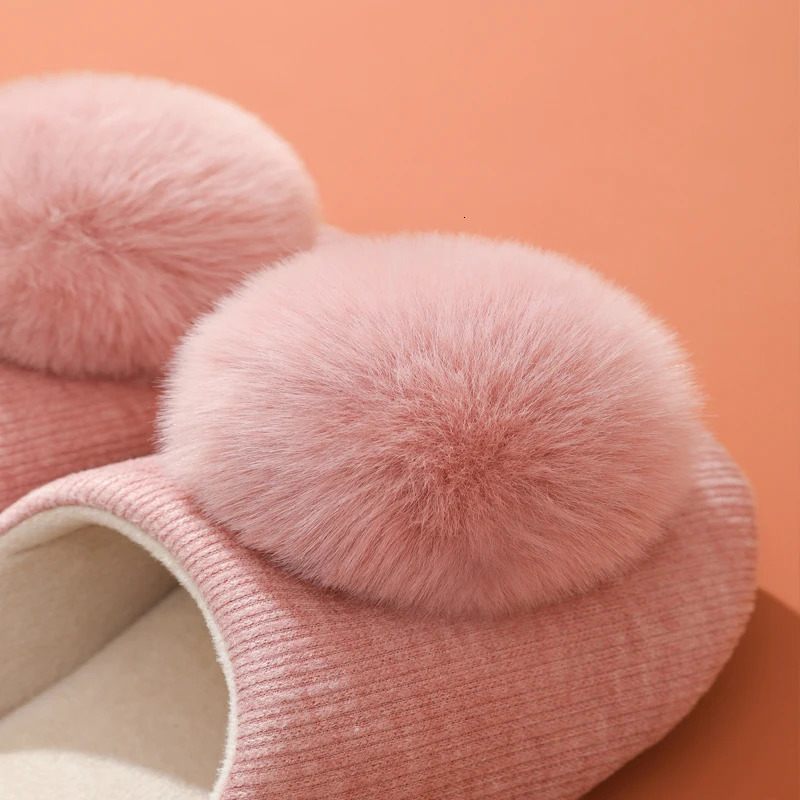 Eyriphy fluffy feather slider female memory foam bedroom slider soft bottom leisure indoor slider comfortable Pom slider 241031