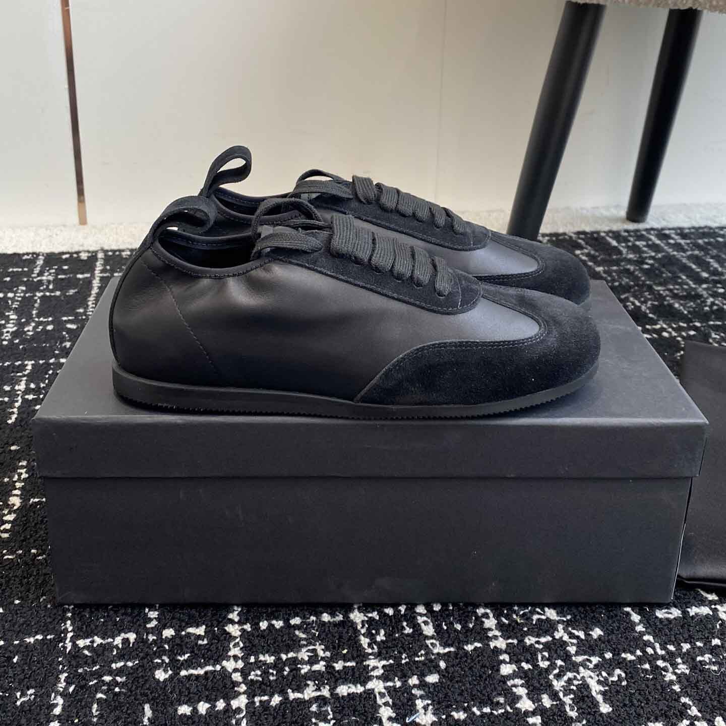 2024 Classic Round Toe Women Lace-Up Genuine Leather Suede Casual Flats Comfort Shoes Woman Sapato Feminino