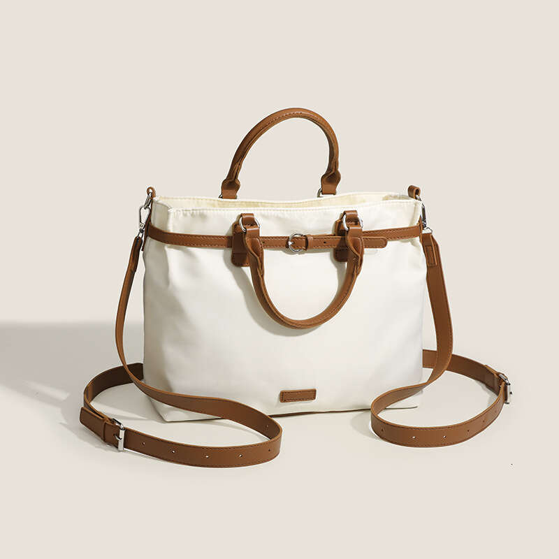 2024 Spring/Summer New Niche Design With A High-End Casual Handbag, One Shoulder Crossbody, Large Capacity Tote Bag
