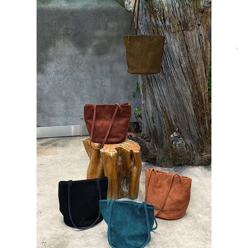 2024 New Genuine Frosted Cowhide Bucket Bag Underarm Handbag