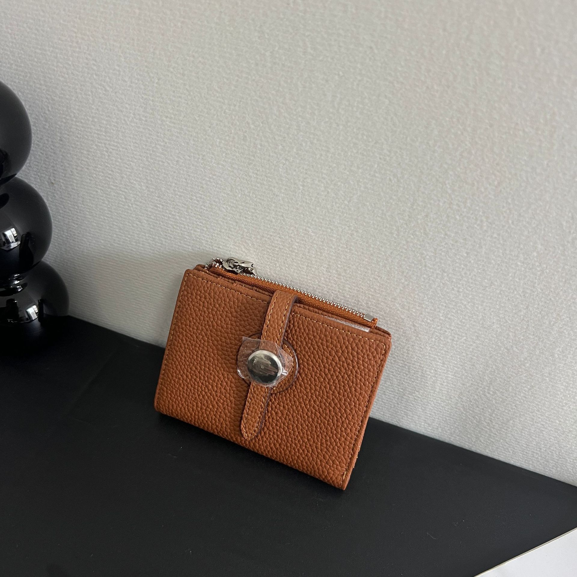 First layer cowhide double fold short wallet with women's drawstring design, contrasting and color blocking zipper wallet, folded coin purse