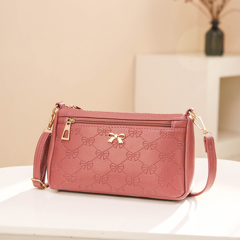 Yongxing White Horse Leather Korean Edition Fashion Women's Single Cross Shoulder Small Mom Leisure Bag
