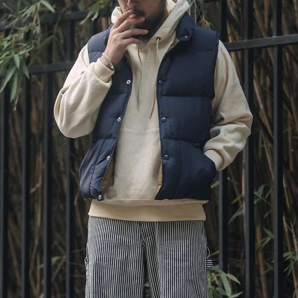 Red Bronson Trail Down Vest Retro-Inspired Men's Water-Resistant Puffer Waistcoat