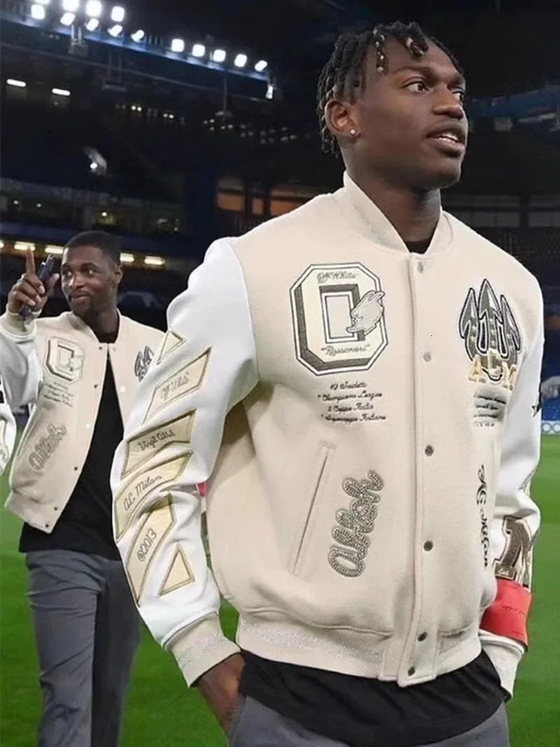 Trendy Soccer Fashion Mens Embroidered Bomber Jacket Hip Hop Letter Splicing Leather Baseball Clothing Y2K 241031