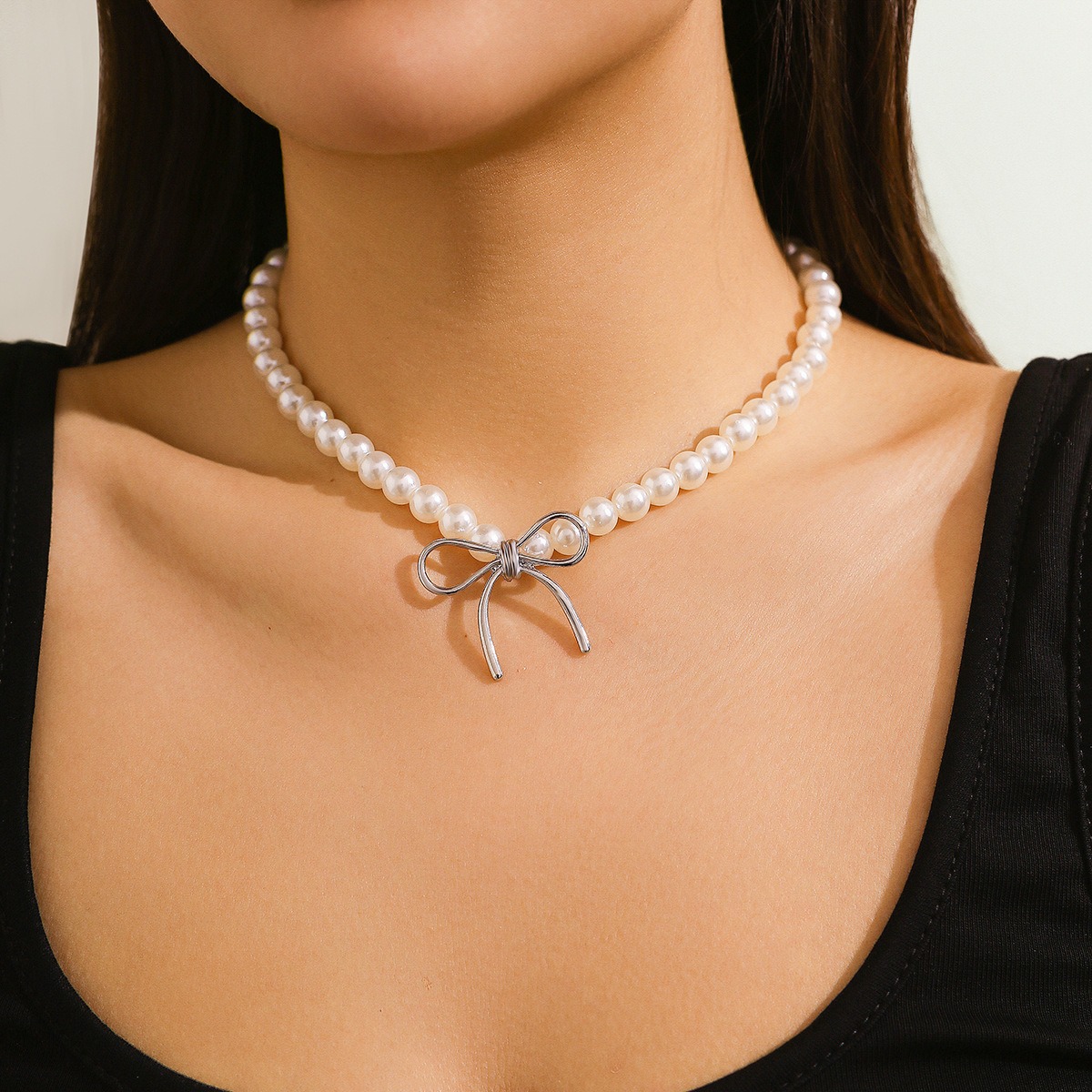 Cross Border Hot Selling Black Bow Bead Necklace with European and American Style Versatile Necklaces Handmade Sweet Accessories