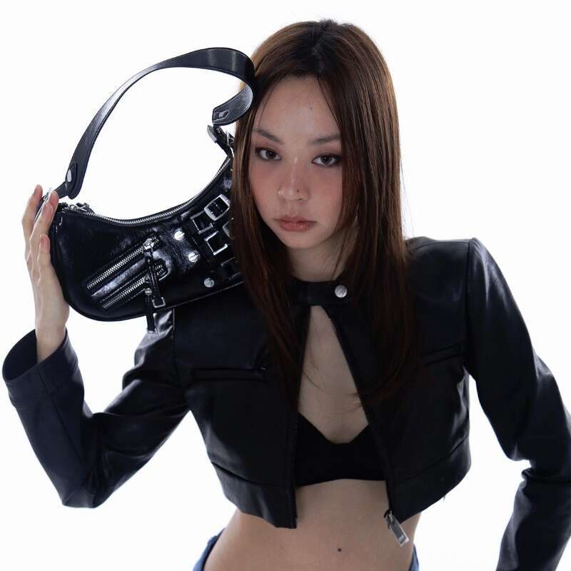 Underarm 2024 High End Fashion Versatile Spicy Girl Motorcycle Minimalist Commuter Handheld Shoulder Bag