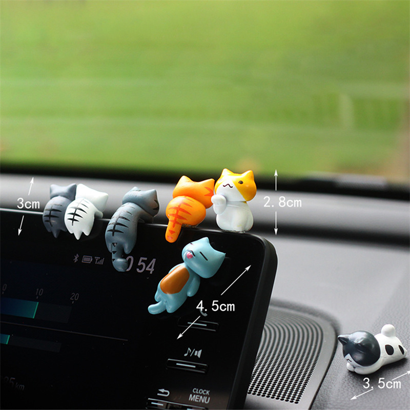 New 6Pcs Mini Cartoon Ornaments Screen Edge Decoration Cat Micro Landscape Model Cute Car Accessories Gifts