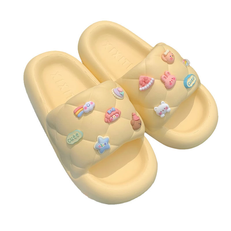 Sweet cartoon sandals summer wear casual comfortable soft bottom soft cute bear summer slippers female