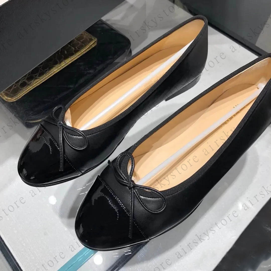 Chaussures de créateurs Brand Paris Designer Ballet Flats chaussures Femme Printemps matelassé en cuir authentique Slip on Ballerine Luxury Round