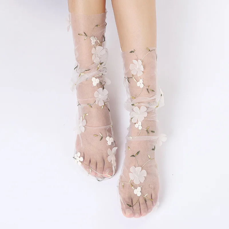 Fashion 3D Flower Lace Socks Women Transparent Long Tulle Socks Femme Summer Ultra-thin Socks Woman Dress Calcetines medias 241031