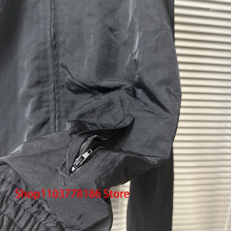 Mens Jackets Niche Fashion VUJADE Jacket Chest Embroidered Nylon Zipper Cardigan Classic Black All-match Casual VD Coat Streetwear Men