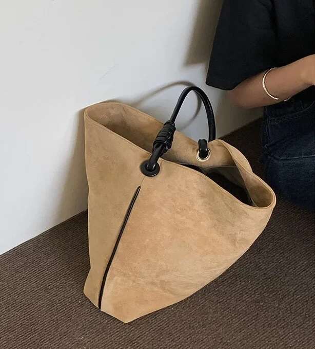 Korean Version Instagram Autumn/Winter Retro Suede Single Shoulder Bucket Large Capacity Portable Tote Women's Bag