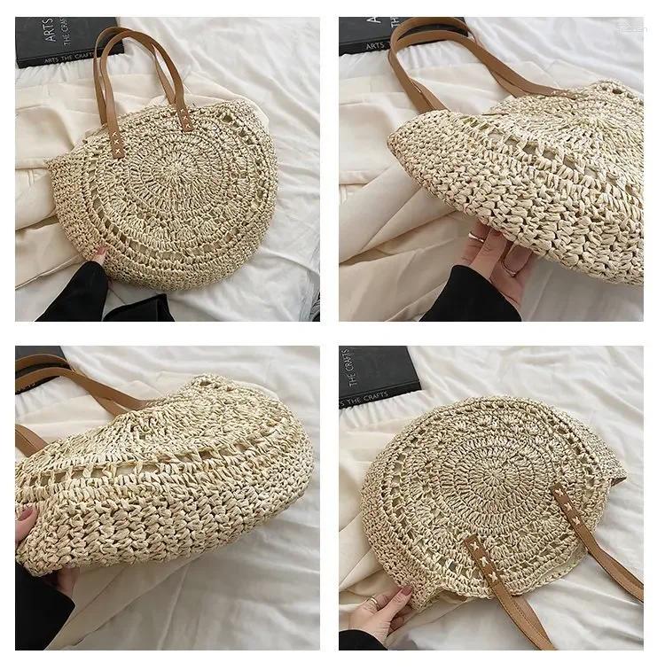 2025 NEW Totes Women's Hollowed Out wers Handbags Round Straw Shoulder Bags Fashion Casual Woven Lage Capacity Bag Beach Tote Retro zhanyishengli