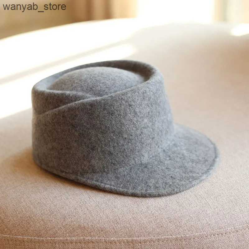 Stingy Brim Hats Winter Fedora Hat for Women Korean Flat Top Navy Wool Hat British Casual Black Gray Khaki Equestrian Hat Fashion High Quality L240910