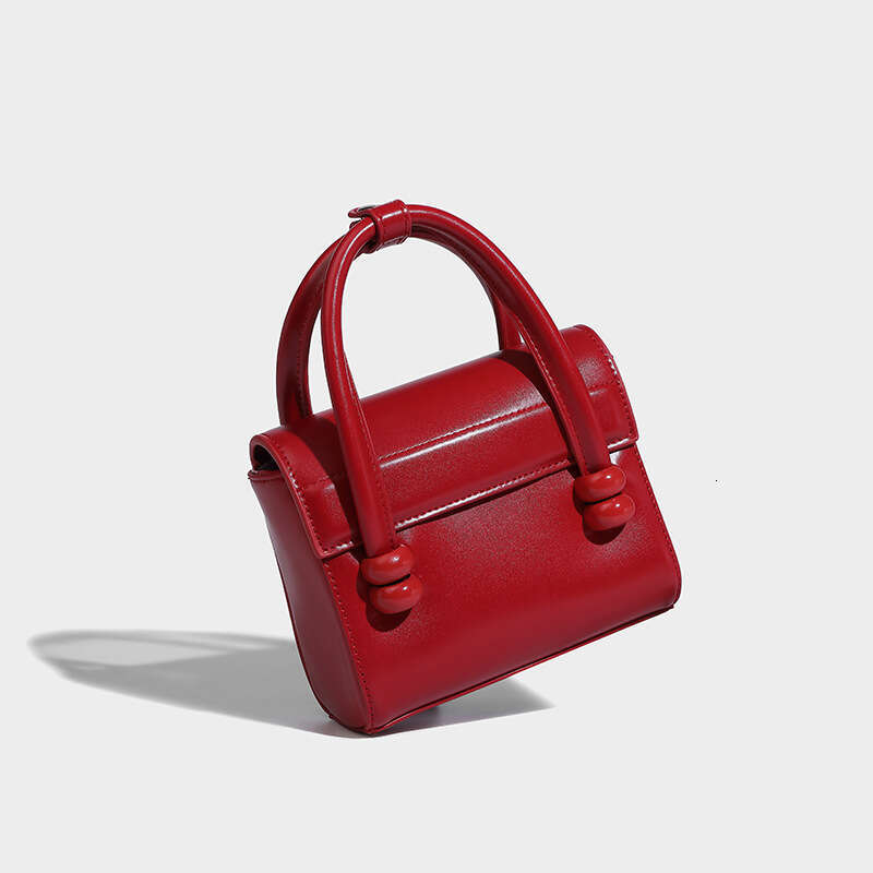New 2024 Mini-Niche Design Portable High-Grade Casual Simple Shoulder Slung Mobile Phone Bag.