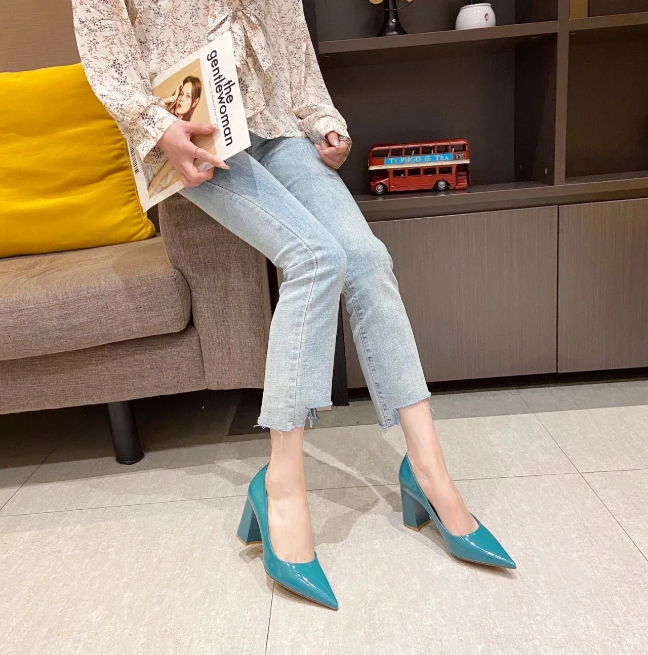 Women Shoes Patent Leather Slip-On Chunky Heels High Heels Women Temperament Pointed Toe Shallow Sexy Wedding Shoes Pumps 241031