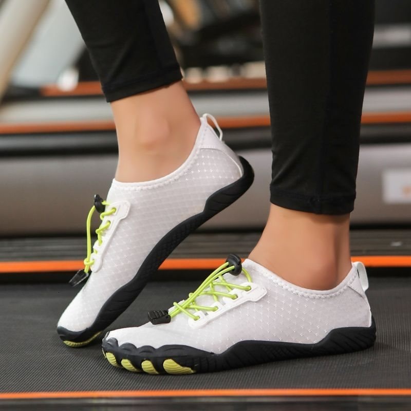 Designer shoes Hard pull yoga, men's women's river tracing deep squat indoor fitness shoes, anti slip soft soles, running, jumping, and rope