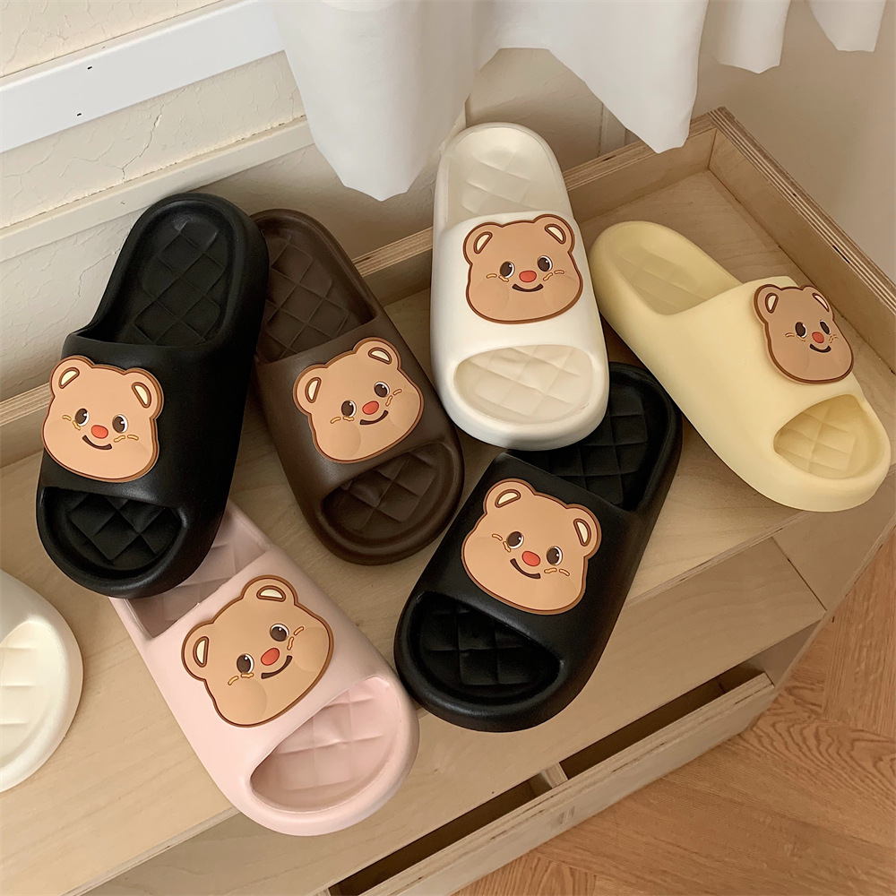 2024 New Slippers Ladies Summer Shoes Soft cute cartoon Bear slippers Indoor Street sandals Girls Beach shower slide