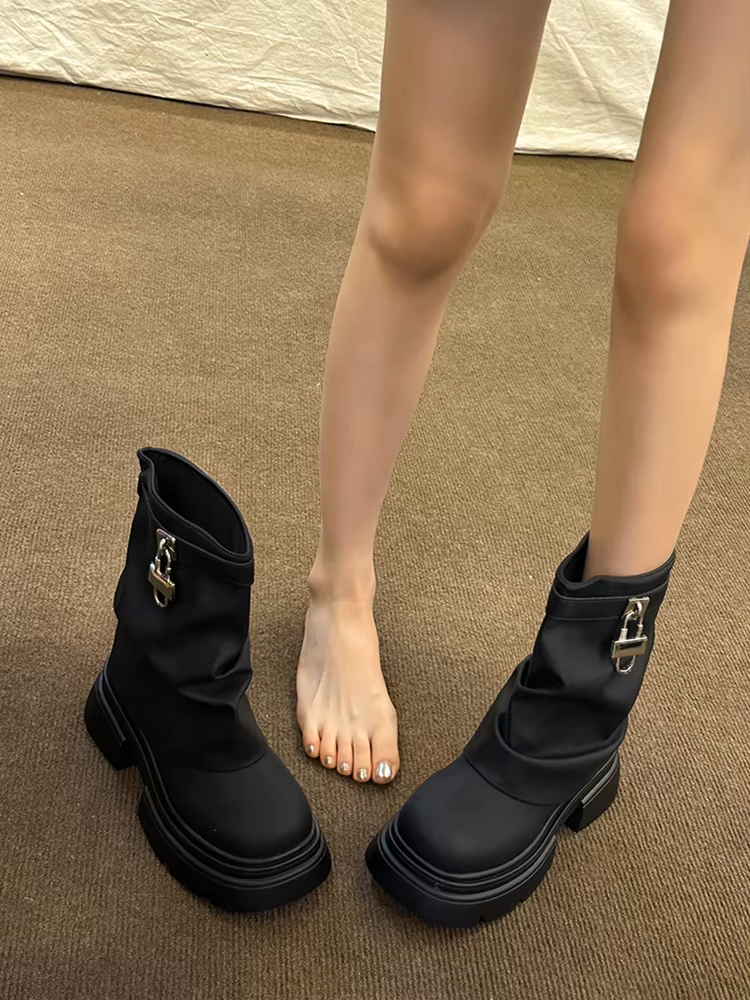 High Sense Martin Waterproof Non-Slip Executive Rain British Style Ankle Women's Platform Fashion Square Rubber Solid Color Boots