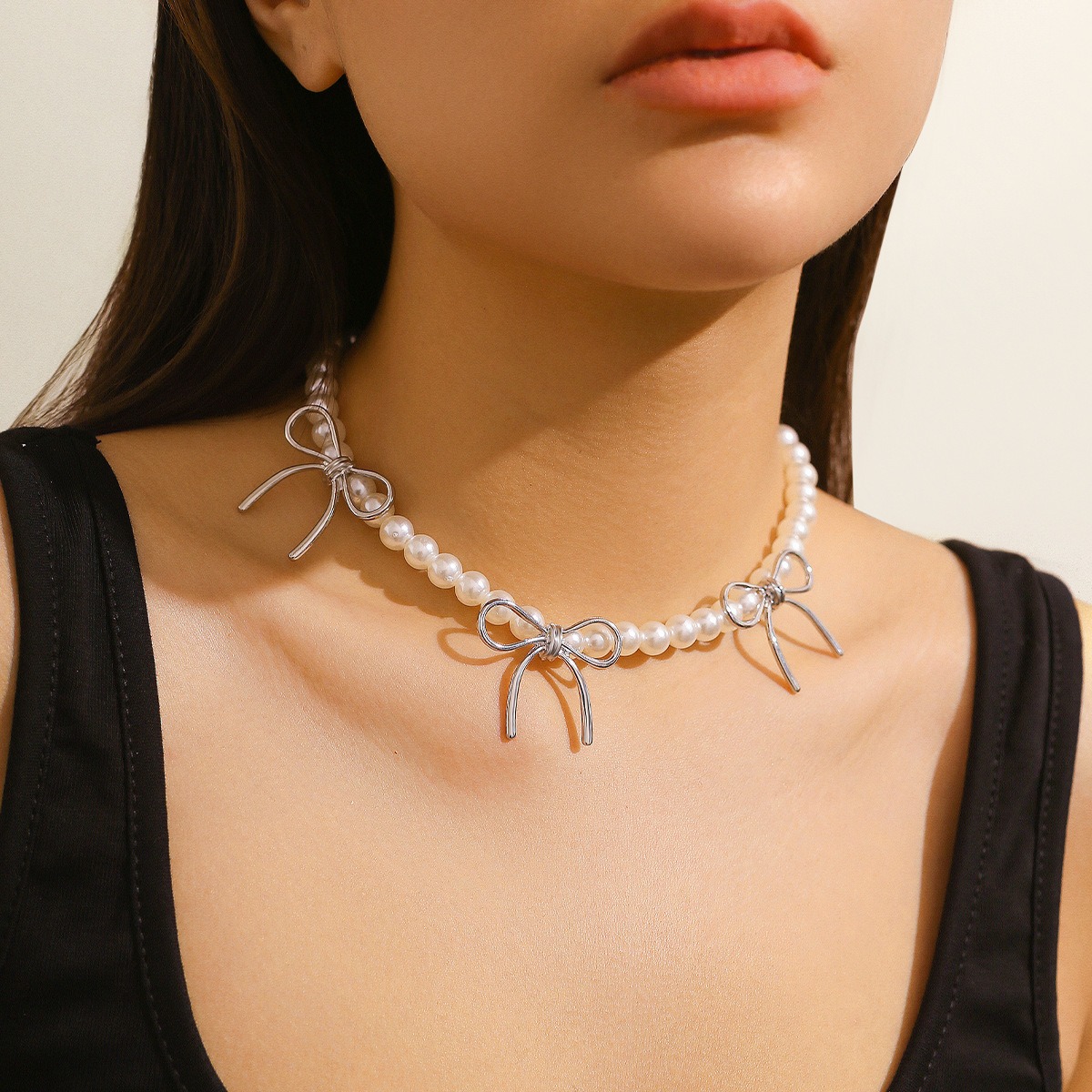 Cross Border Hot Selling Black Bow Bead Necklace with European and American Style Versatile Necklaces Handmade Sweet Accessories