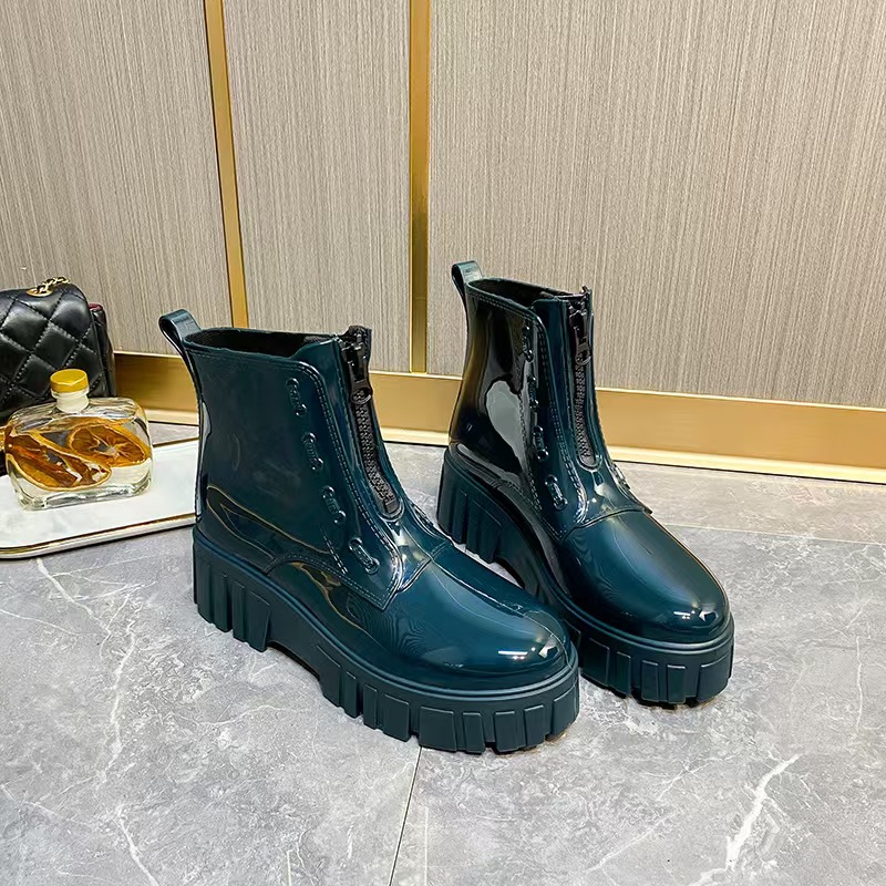 Latest High Quality Upgrade Plush Waterproof Non-Slip Mini Candy Color Fashion Rain INS Winter Boots Jelly Boot Add Ankle Warm Boots