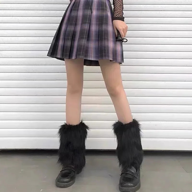Y2k Vintage Leg Warmers Street Style Plush Faux Fur White Gothic Punk Boot Black Knee-length Fashion Women Stockings 241031
