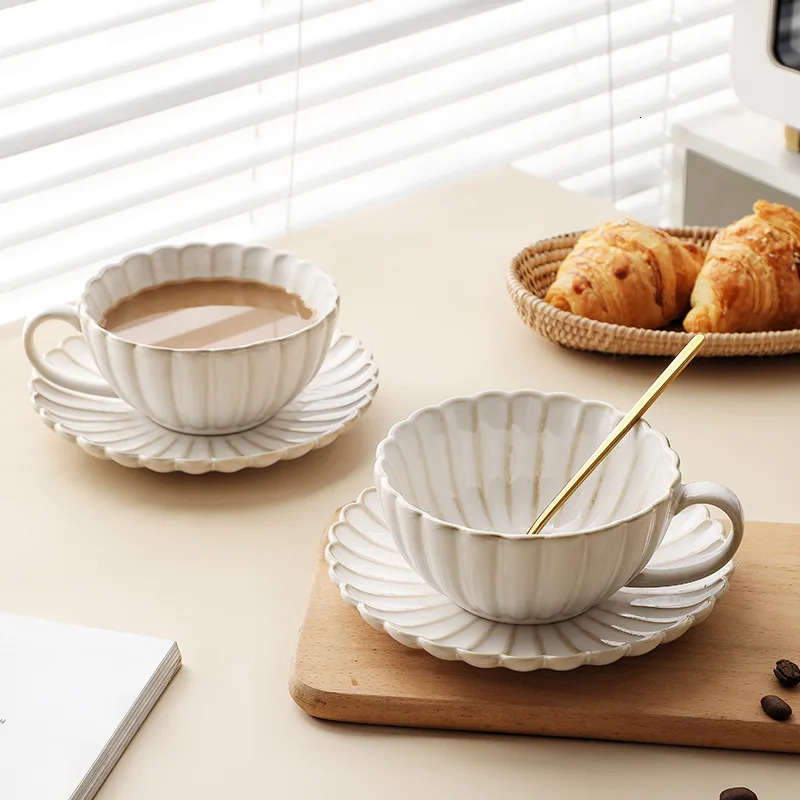1set 230ml Vintage Ceramic Coffee Mug and Saucer Plate Tea Cup Set Drinking Cups for Breakfast Afternoon Tea Drinkware Gifts 241030