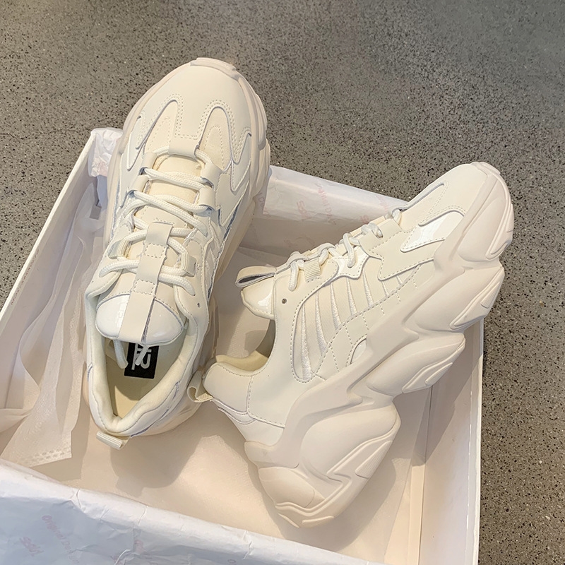2024 Winter New Front Strap Flat Heel Dad Shoes Women's Mid Mouth Round Head Thick Bottom White Shoes Women