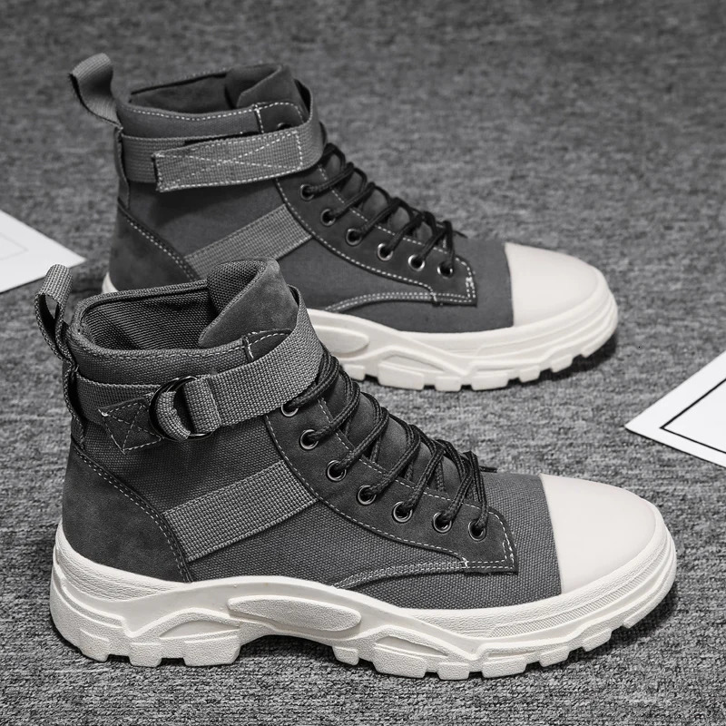 Motorcycle boots for men casual round toe hiking shoes high durability anti slip fashionable and trendy fully matched 241031